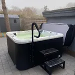 Natura - Caloroczne Drewniane, Rowery, Hulajnogi, E-foil, Balie Z Hydromasazem, Sprzet Do Polawiania Bursztynu Сasa de vacaciones *