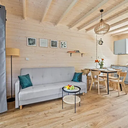Holiday home Natura - Caloroczne Drewniane