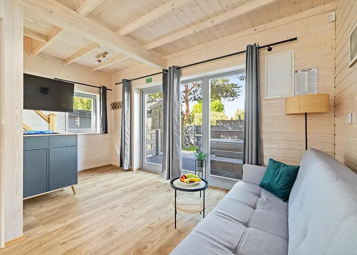 Natura - Caloroczne Drewniane, Rowery, Hulajnogi, E-foil, Balie Z Hydromasazem, Sprzet Do Polawiania Bursztynu * 詹塔尔