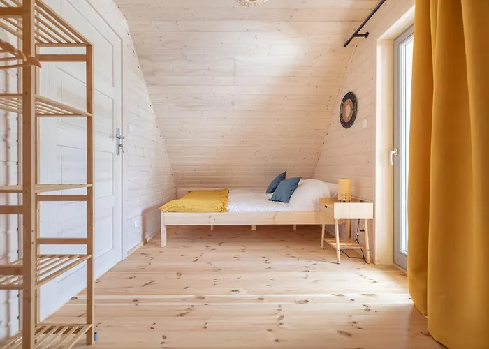 Natura - Caloroczne Drewniane, Rowery, Hulajnogi, E-foil, Balie Z Hydromasazem, Sprzet Do Polawiania Bursztynu بيت للعطل