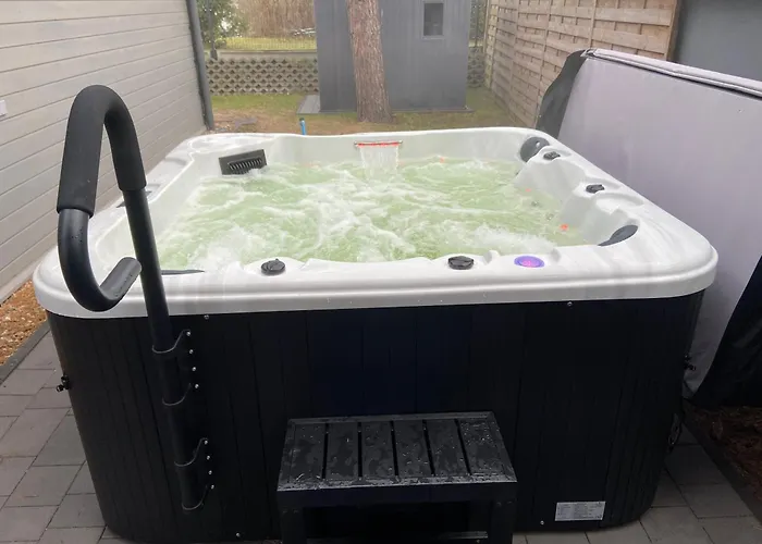 Natura - Caloroczne Drewniane, Rowery, Hulajnogi, E-foil, Balie Z Hydromasazem, Sprzet Do Polawiania Bursztynu